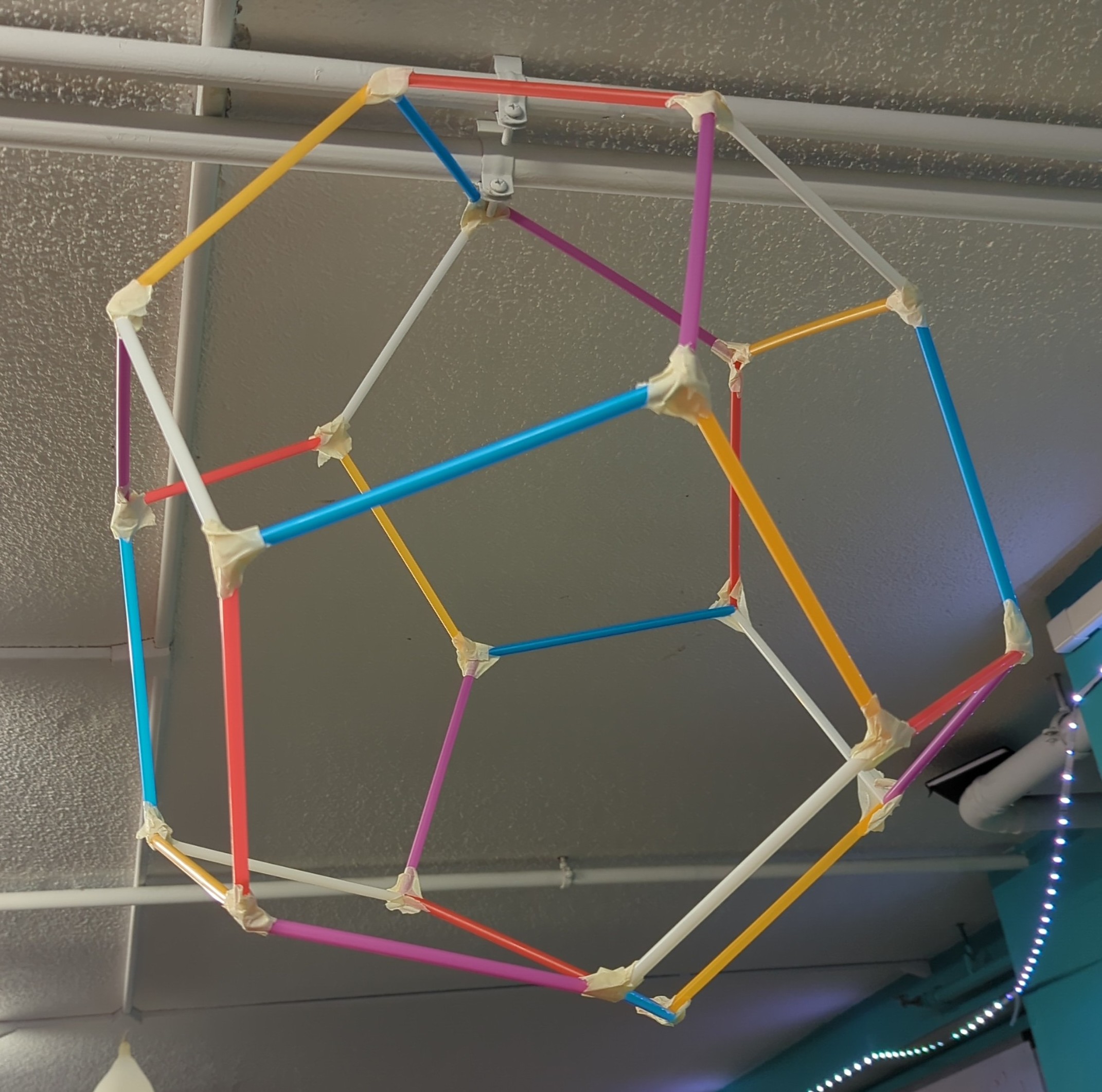 Straw dodecahedron